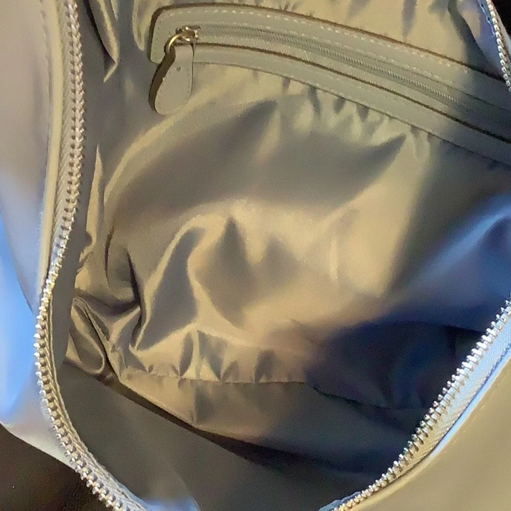 Beautiful light blue vegan leather hobo style purse, NWOT